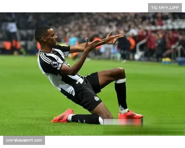 纽卡前锋伊萨克半场双响 瑞典神锋延续高效表现